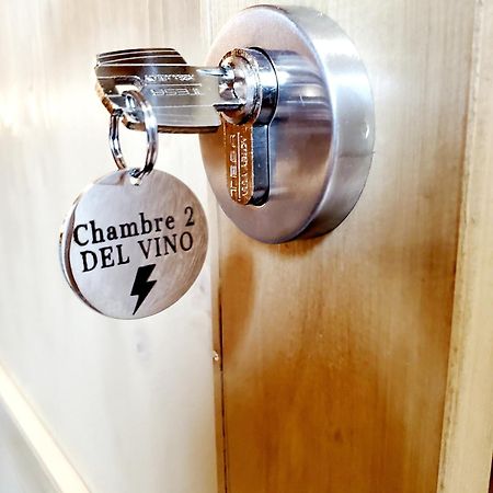 Del Vino Bar A Vin & Guitares Appartement Sauna Terrasse Garage Orchamps-Vennes Екстериор снимка